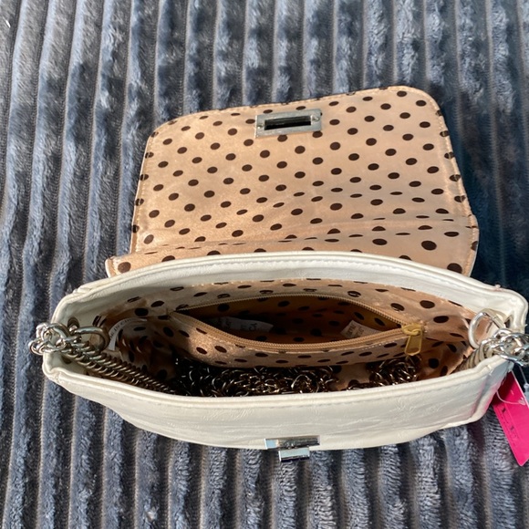 Elle Lafidale Faux Leather Chain Shoulder Twist Lock White Crossbody Bag/flawed - Picture 4 of 8